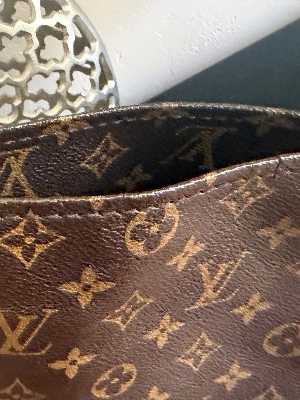 AUTHENTIC Louis Vuitton Artsy Monogram Canvas - Picture 13 of 16